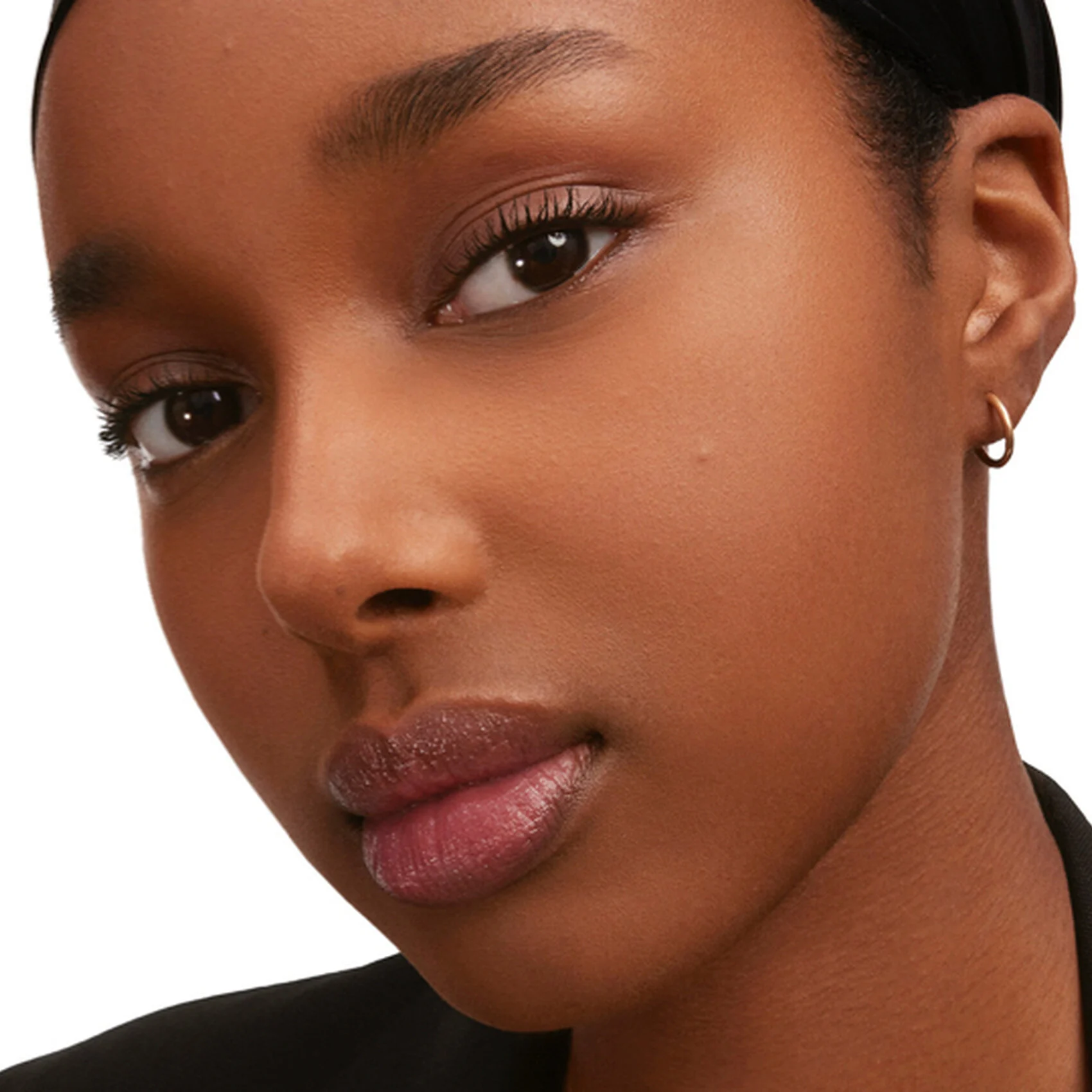 All Hours Hyper Finish - Pó compacto fosco | YSL Beauty BR